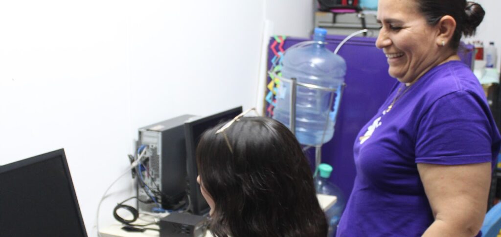 centro de cómputo de dimensión educativa zamora, mejores escuelas de zamora
